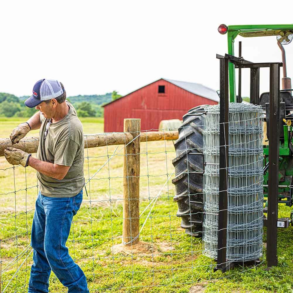 Wire fence shop stretcher