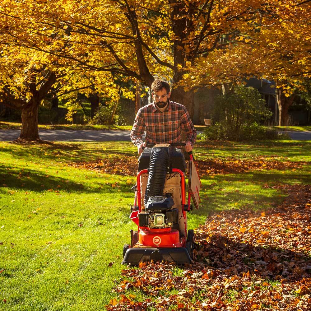 Riding store leaf vacuum