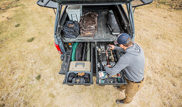 Full truck storage system