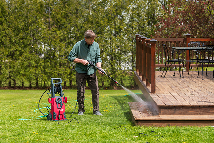 Rolling power washers save your back and neck some stress!
            