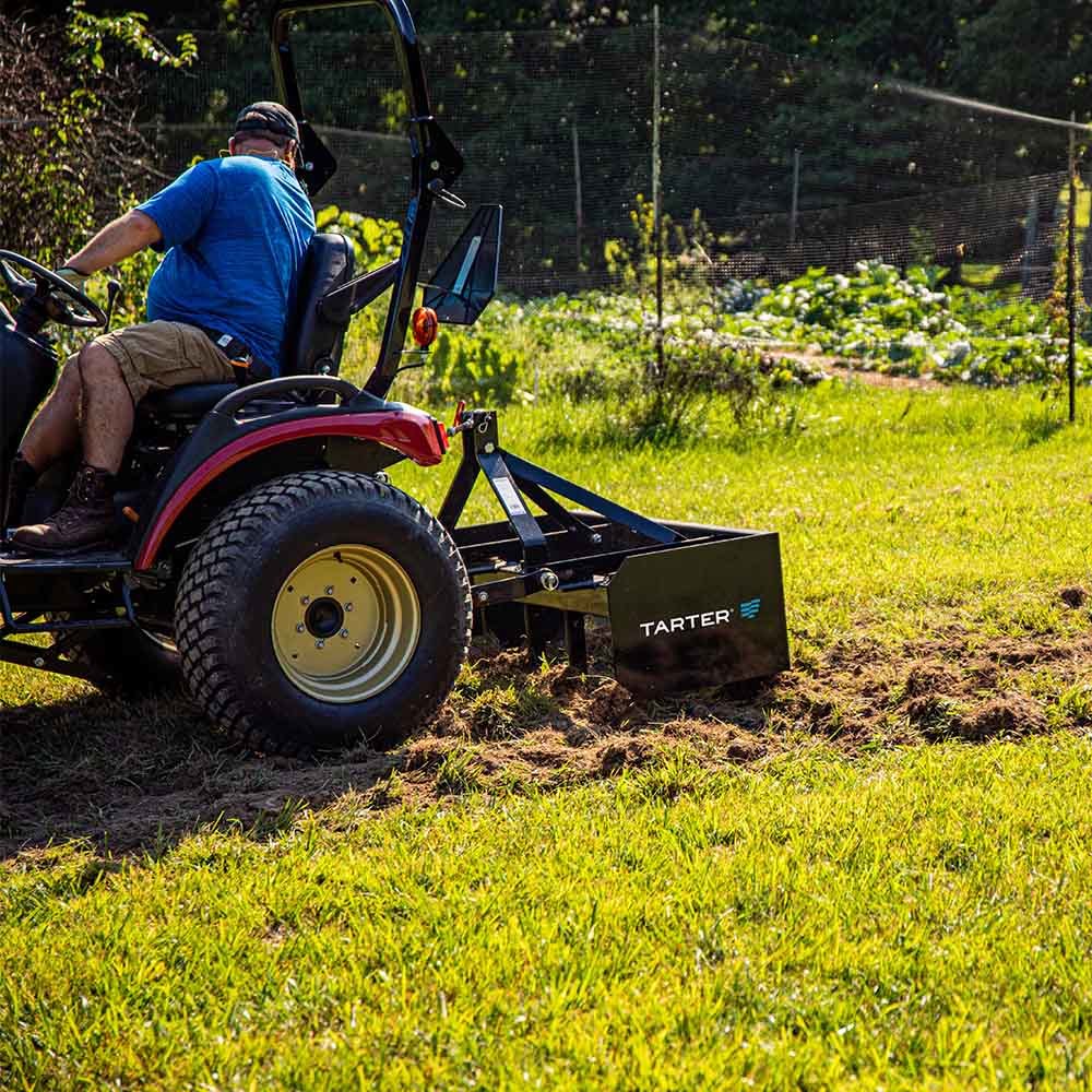 Box blade for online riding mower